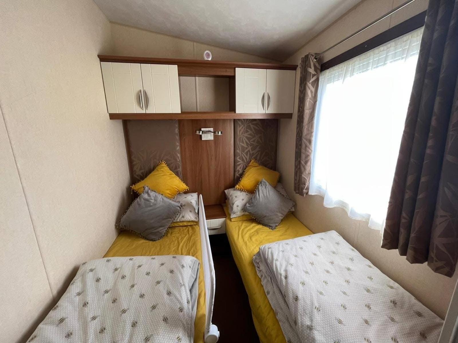Butterfly Lane Holidays At Marine, Rhyl Rom bilde